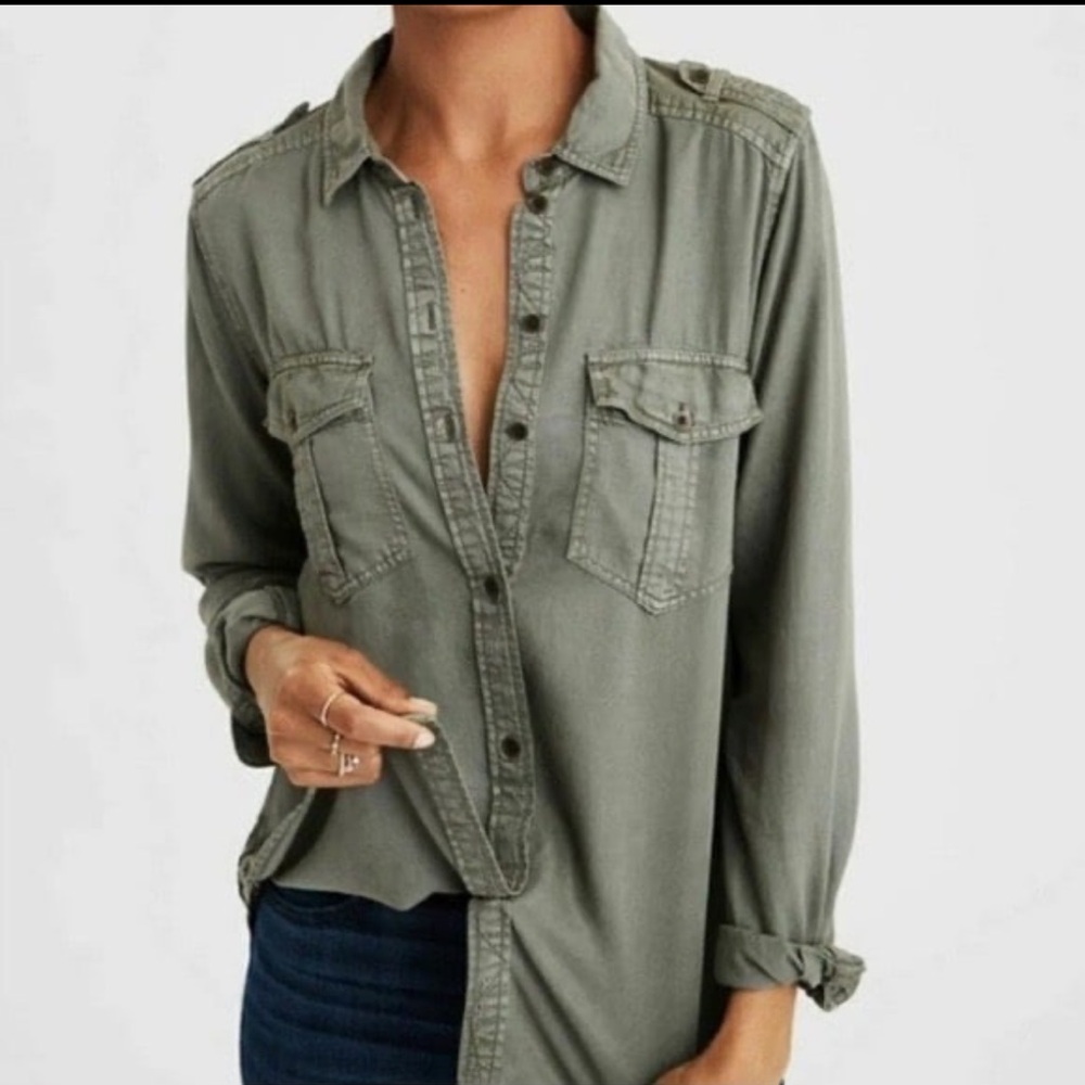 Universal Thread Boyfriend Button Down Sz XS